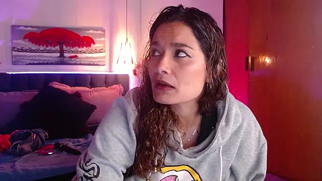 Rose Thompson1 online show from 16, 11, 2025