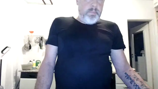 Snapshot of Berg_Boy chatting on 18, 11, 2025 Berg Boy online show from 18, 11, 2025