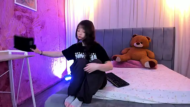 Miyuki wolf online show from 19, 3, 2025