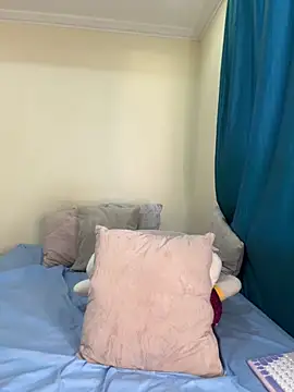 Ivelleee  online show from 22, 9, 2025