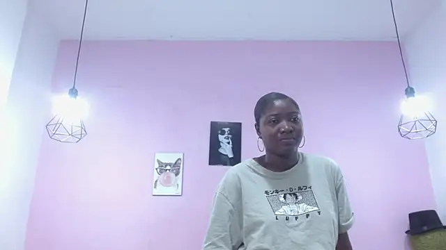 Snapshot of fiorela_madison chatting on 1, 10, 2025 fiorela madison online show from 1, 10, 2025