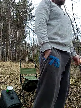 LucysSluttyHubby online show from 24, 4, 2026