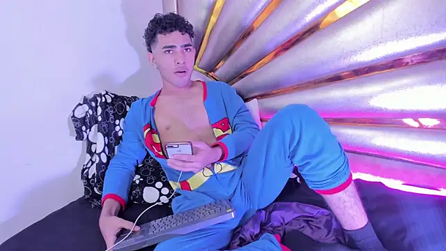 LucasCarterr  online show from 13, 3, 2025