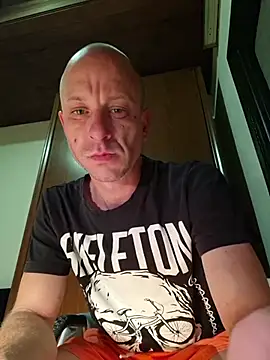 Snapshot of svenpfeifer chatting on 11, 7, 2026 svenpfeifer online show from 11, 7, 2026