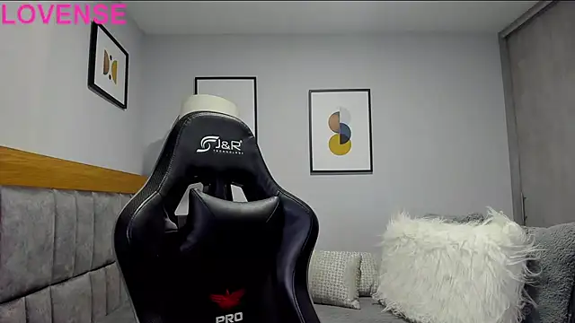 Dante Storm online show from 15, 10, 2025