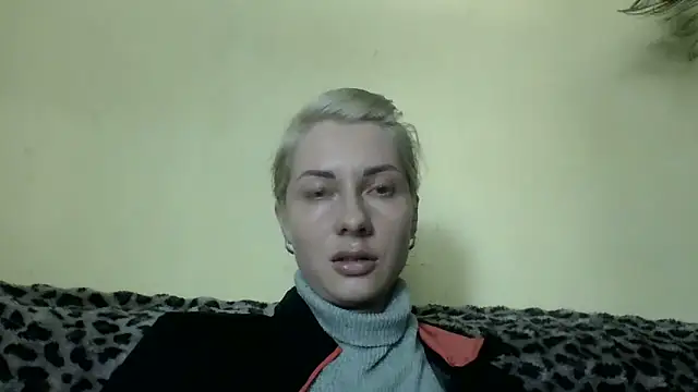 Snapshot of _Black-Panther_ chatting on 15, 6, 2026 Black-Panther online show from 15, 6, 2026