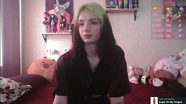 Snapshot of mavis_li chatting on 20, 9, 2025 mavis li online show from 20, 9, 2025