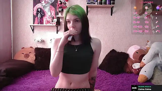 Snapshot of mavis_li chatting on 28, 9, 2025 mavis li online show from 28, 9, 2025