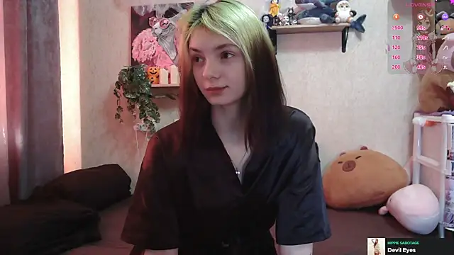 Snapshot of mavis_li chatting on 19, 10, 2025 mavis li online show from 19, 10, 2025