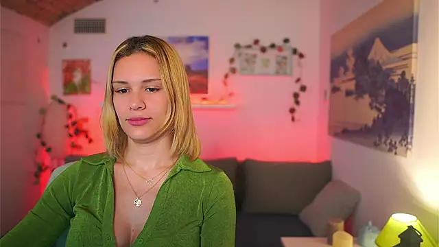 Snapshot of Aria_Blonde chatting on 22, 3, 2025 Aria Blonde online show from 22, 3, 2025