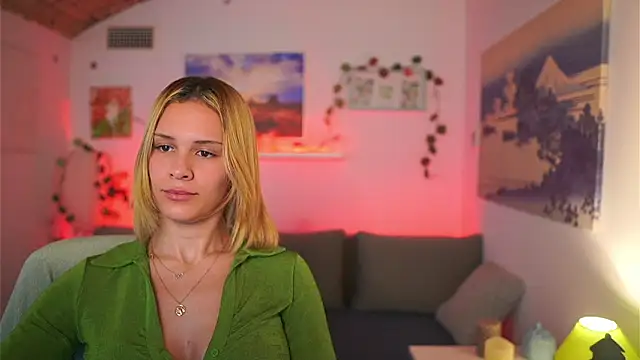 Snapshot of Aria_Blonde chatting on 22, 3, 2025 Aria Blonde online show from 22, 3, 2025