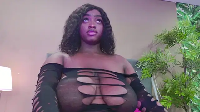 Snapshot of BetsyBennet_ chatting on 17, 12, 2025 BetsyBennet online show from 17, 12, 2025