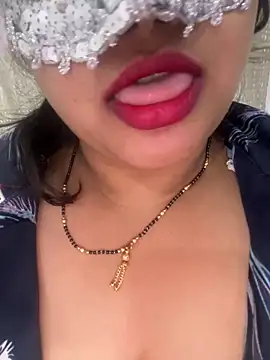 Catchybusty online show from 12, 6, 2026