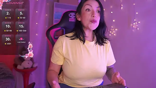 Madison Mayer online show from 11, 2, 2026