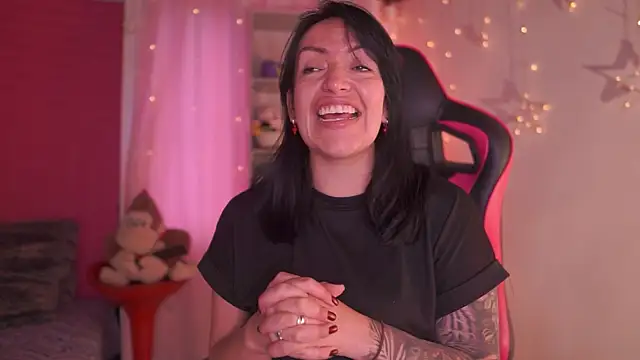 Madison Mayer online show from 6, 4, 2026