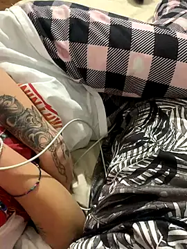 LexieB online show from 4, 11, 2025