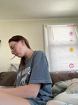 Snapshot of SpaceCowWhore chatting on 2, 6, 2026 SpaceCowWhore online show from 2, 6, 2026