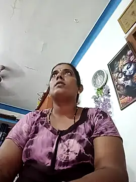 kissmetha online show from 22, 9, 2025