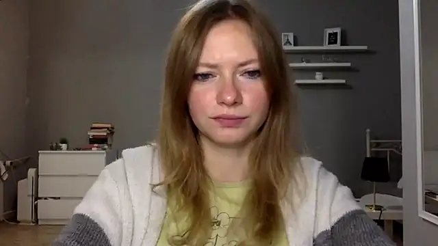 Snapshot of MillieShow chatting on 25, 11, 2025 MillieShow online show from 25, 11, 2025