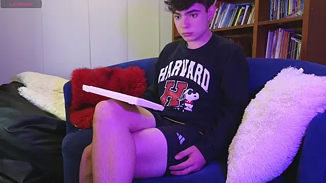 lukeboyce33 online show from 26, 3, 2026