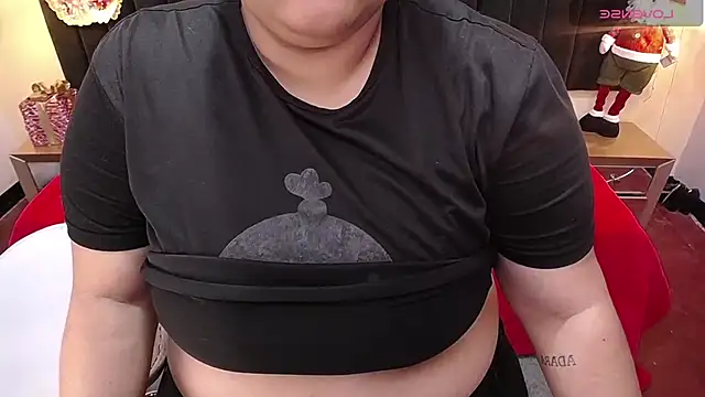 Snapshot of ailyn_maury chatting on 3, 12, 2025 ailyn maury online show from 3, 12, 2025