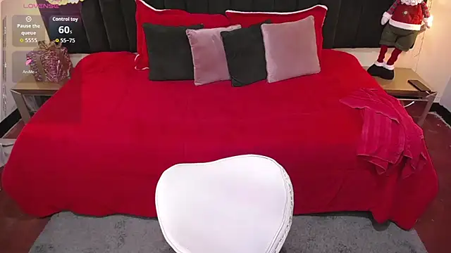 Snapshot of ailyn_maury chatting on 19, 12, 2025 ailyn maury online show from 19, 12, 2025