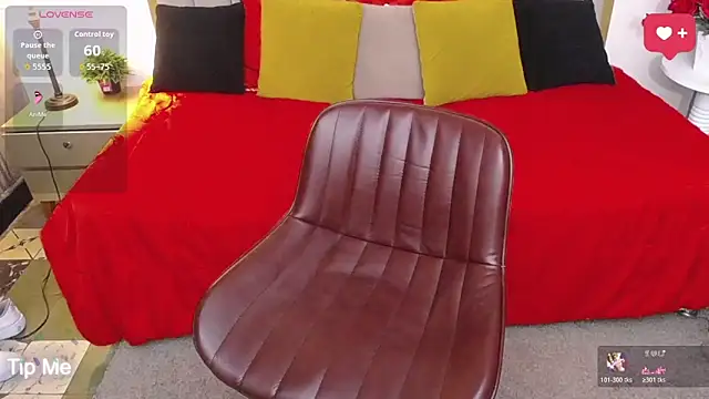 Snapshot of ailyn_maury chatting on 29, 3, 2026 ailyn maury online show from 29, 3, 2026