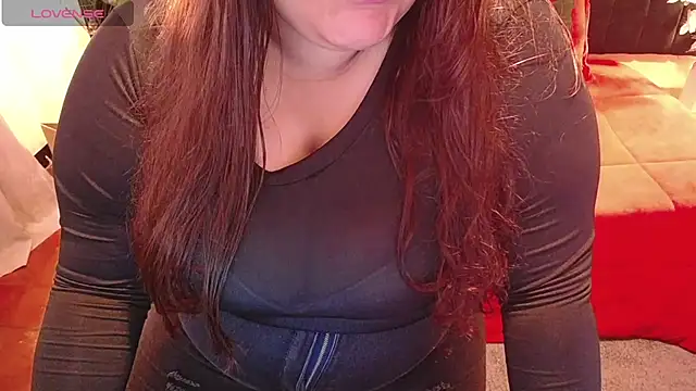 Snapshot of ailyn_maury chatting on 15, 5, 2026 ailyn maury online show from 15, 5, 2026