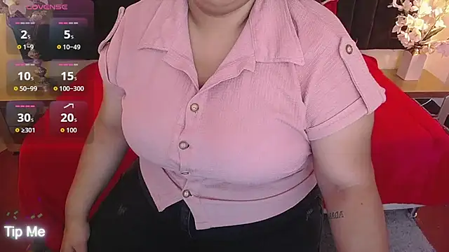 Snapshot of ailyn_maury chatting on 25, 5, 2026 ailyn maury online show from 25, 5, 2026