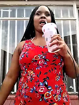 LUNAx02 online show from 15, 12, 2025