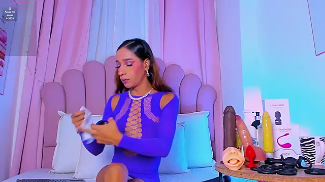 NicoleMadrird online show from 11, 3, 2026