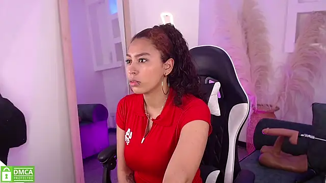 dayancarolina  online show from 8, 9, 2025