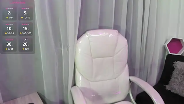 Pretty Johnson  online show from 28, 2, 2026