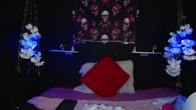 Hairydoll  online show from 19, 10, 2025