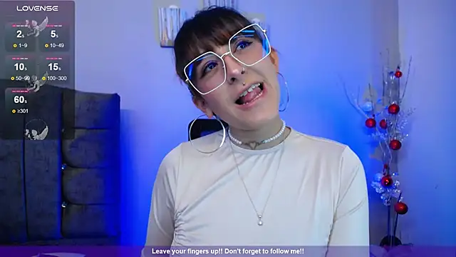 Snapshot of Hairydoll_ chatting on 8, 1, 2026 Hairydoll online show from 8, 1, 2026