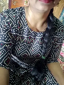 Snapshot of Shalini_telugu09 chatting on 7, 11, 2025 Shalini telugu09 online show from 7, 11, 2025