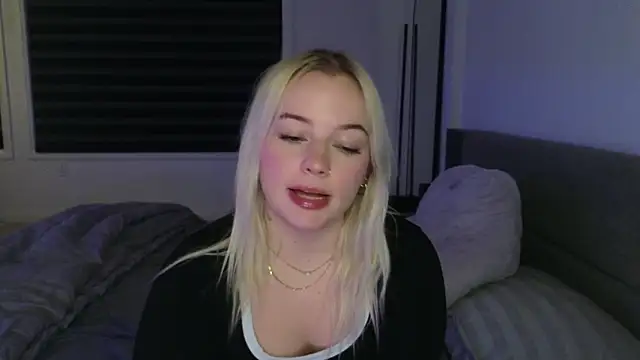 margot robbie7 online show from 19, 11, 2025