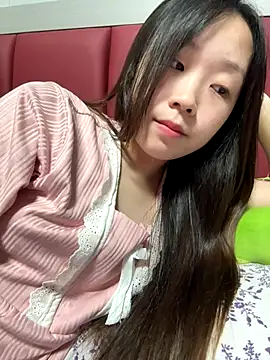 Snapshot of Minnie-66 chatting on 19, 9, 2025 Minnie-66 online show from 19, 9, 2025