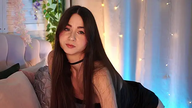 EvaMossi online show from 13, 4, 2026