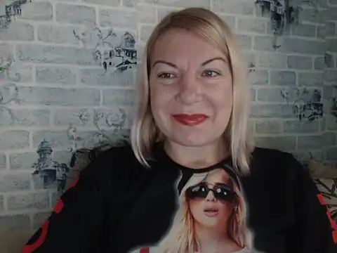 Lillia Ray online show from 9, 11, 2025