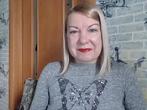 Lillia Ray online show from 7, 2, 2026