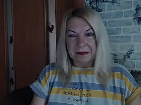 Snapshot of Lillia_Ray chatting on 12, 6, 2026 Lillia Ray online show from 12, 6, 2026