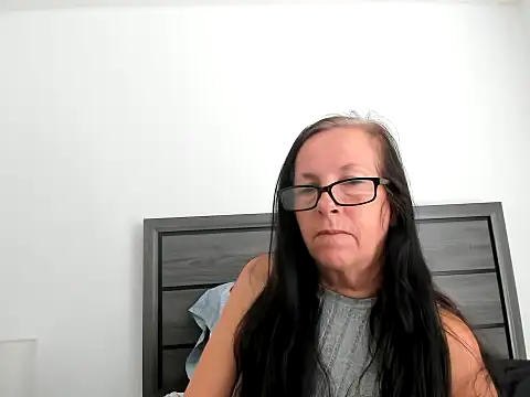 Snapshot of peachgoddess chatting on 13, 9, 2025 peachgoddess online show from 13, 9, 2025