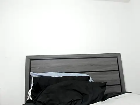 Snapshot of peachgoddess chatting on 20, 9, 2025 peachgoddess online show from 20, 9, 2025