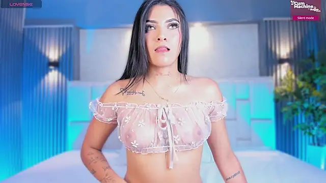 SarayCortess online show from 14, 4, 2026