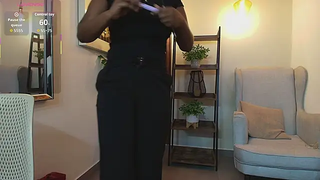 Coral Lise online show from 26, 9, 2025