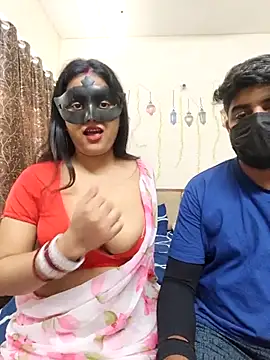 Snapshot of jhanvi_boo chatting on 28, 9, 2025 jhanvi boo online show from 28, 9, 2025