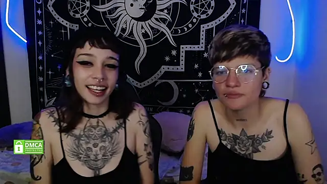 Snapshot of lovelockedlips chatting on 20, 3, 2025 lovelockedlips online show from 20, 3, 2025