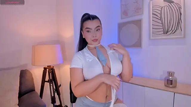 CandaseRussell online show from 22, 4, 2026