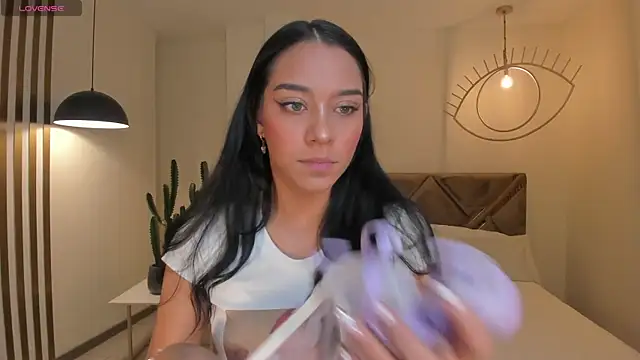 AmaliaCrus online show from 22, 10, 2025